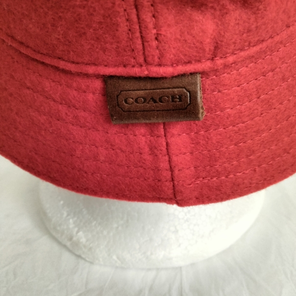 COACH Red Bucket Wool Hat Size M/L - Picture 7 of 12